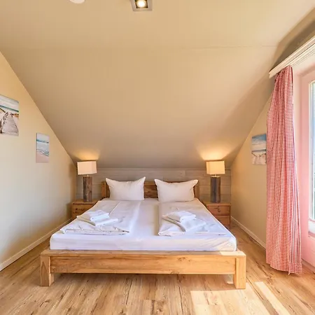 Haus Sonnenhof Sonnenhof 8 - Maira Kellenhusen